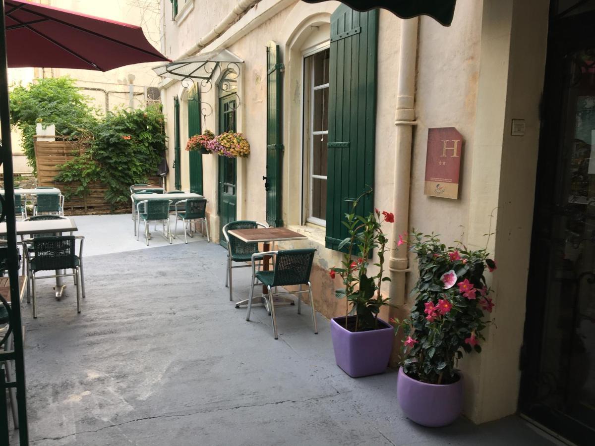 Hostellerie De La Source Arles Exterior foto